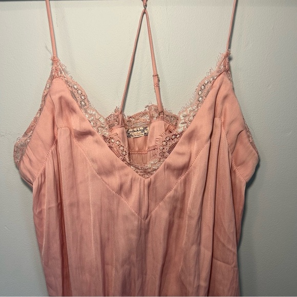 Intimately Free People Purple Satin Floral Laced Cami Bodysuit Size Medium - Picture 2 of 11